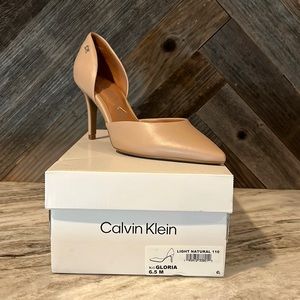 New with box Calvin Klein, Gloria size 6 1/2 pump